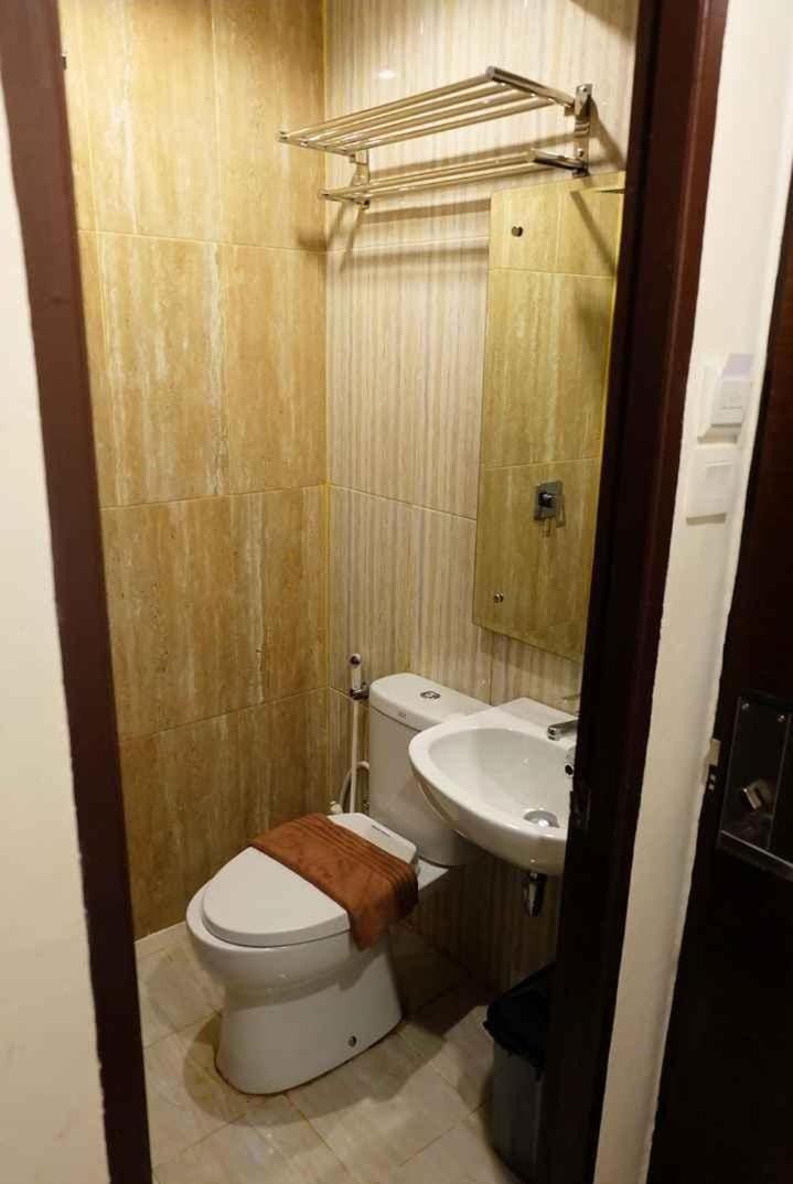 Hotel My Home Sintang מראה חיצוני תמונה